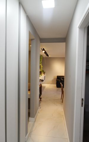Apartamento à venda com 80m², 3 quartos e 2 vagasCorredor