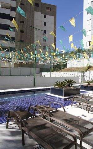 Apartamento à venda com 80m², 3 quartos e 2 vagasÁrea comum - Piscina