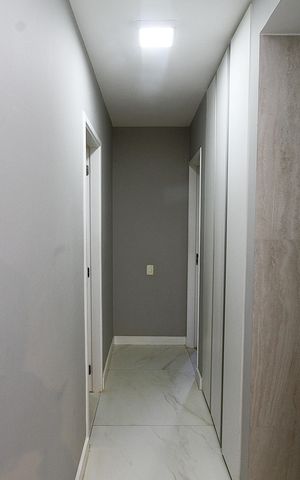 Apartamento à venda com 80m², 3 quartos e 2 vagasCorredor