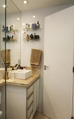 Apartamento à venda com 80m², 3 quartos e 2 vagasBanheiro da Suíte