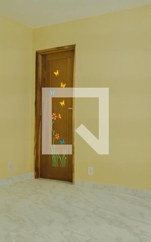 Casa à venda com 160m², 4 quartos e 2 vagas Casa à venda com 160m², 4 quartos e 2 vagasSala