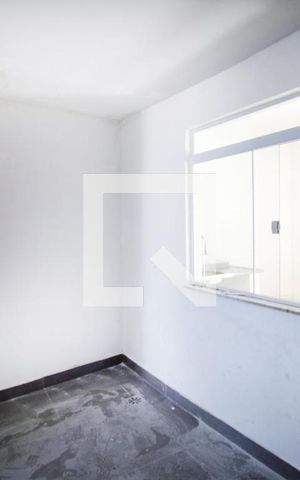 Casa à venda com 160m², 4 quartos e 2 vagas Casa à venda com 160m², 4 quartos e 2 vagasSala