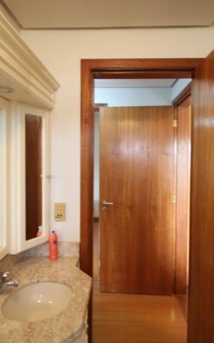 Apartamento à venda com 98m², 2 quartos e 1 vagaBanheiro