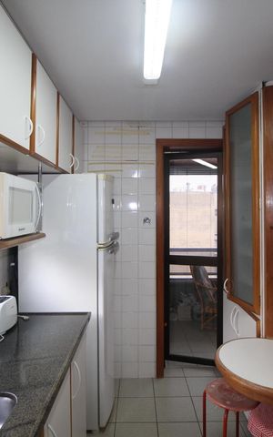 Apartamento à venda com 98m², 2 quartos e 1 vagaCozinha