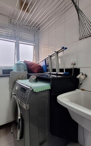Apartamento à venda com 127m², 4 quartos e 3 vagas Apartamento à venda com 127m², 4 quartos e 3 vagasÁrea de Serviço