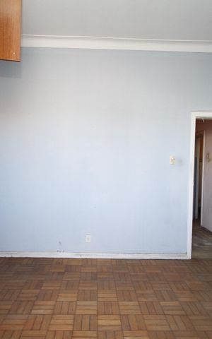 Casa à venda com 370m², 6 quartos e 4 vagasQuarto 2