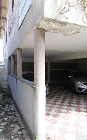 Casa à venda com 370m², 6 quartos e 4 vagasGaragem