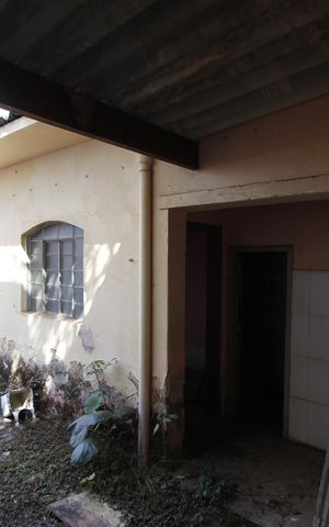Casa à venda com 370m², 6 quartos e 4 vagasVaranda