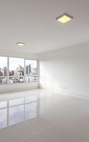 Apartamento para alugar com 93m², 2 quartos e 3 vagasSala