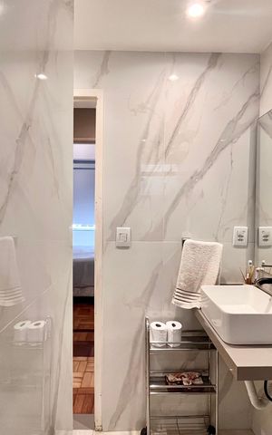 Apartamento à venda com 110m², 3 quartos e sem vaga Apartamento à venda com 110m², 3 quartos e sem vagaBanheiro social