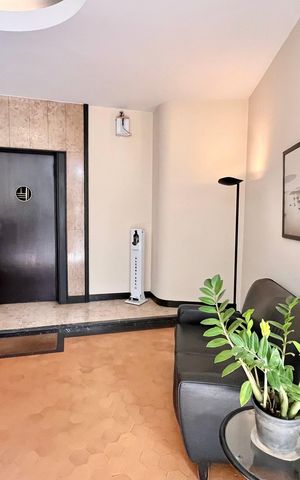 Apartamento à venda com 110m², 3 quartos e sem vaga Apartamento à venda com 110m², 3 quartos e sem vagaPortaria
