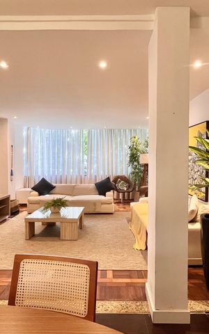 Apartamento à venda com 110m², 3 quartos e sem vaga Apartamento à venda com 110m², 3 quartos e sem vagaSala