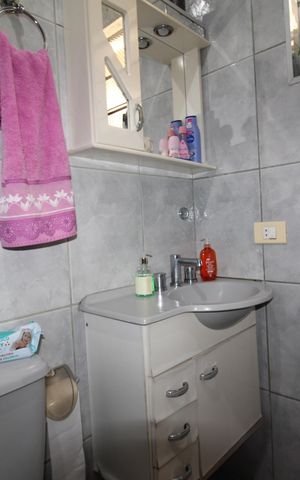 Casa para alugar com 256m², 5 quartos e 4 vagasBanheiro 1