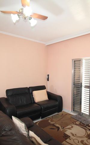 Casa para alugar com 256m², 5 quartos e 4 vagasSala