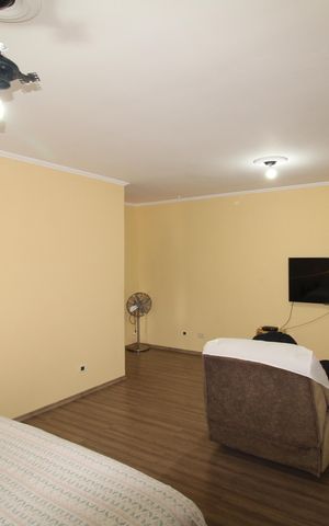 Casa para alugar com 256m², 5 quartos e 4 vagasQuarto 2
