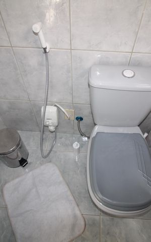 Casa para alugar com 256m², 5 quartos e 4 vagasBanheiro 3