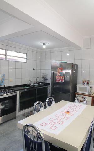 Casa para alugar com 256m², 5 quartos e 4 vagasCozinha