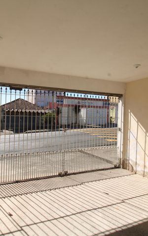 Casa para alugar com 256m², 5 quartos e 4 vagasGaragem