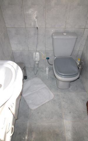 Casa para alugar com 256m², 5 quartos e 4 vagasBanheiro 3