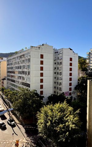 Apartamento à venda com 86m², 2 quartos e 1 vaga
