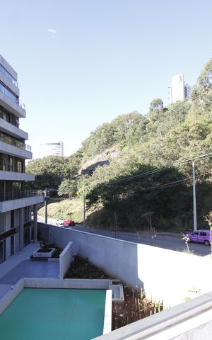 Apartamento à venda com 239m², 4 quartos e 4 vagasVista
