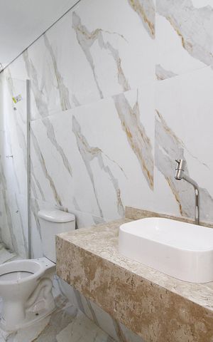 Apartamento à venda com 239m², 4 quartos e 4 vagasBanheiro Social