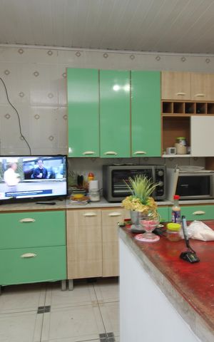 Casa à venda com 198m², 5 quartos e 2 vagasCasa 5 - Cozinha