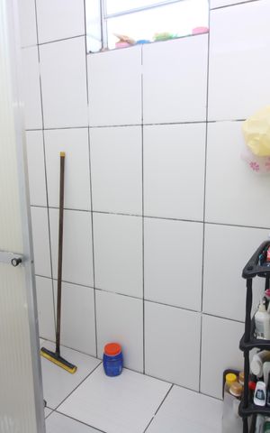 Casa à venda com 198m², 5 quartos e 2 vagasCasa 4 - Banheiro social