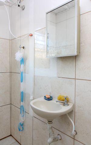 Casa à venda com 198m², 5 quartos e 2 vagasCasa 3 - Banheiro social