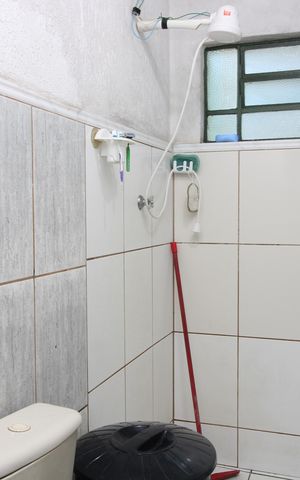 Casa à venda com 198m², 5 quartos e 2 vagasBanheiro social