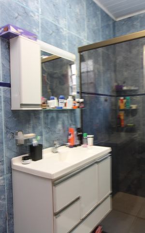 Casa à venda com 198m², 5 quartos e 2 vagasCasa 5 - Banheiro social