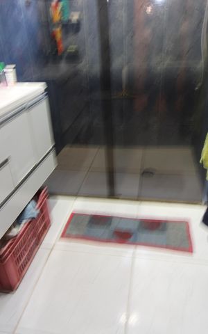 Casa à venda com 198m², 5 quartos e 2 vagasCasa 5 - Banheiro social