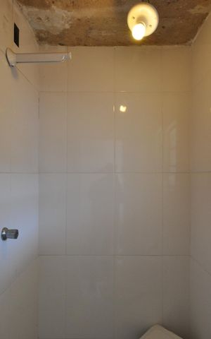 Casa à venda com 90m², 3 quartos e 2 vagasBanheiro de serviço