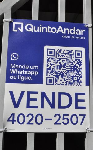 Casa à venda com 90m², 3 quartos e 2 vagasPlaca