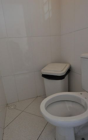 Casa à venda com 90m², 3 quartos e 2 vagasBanheiro de serviço