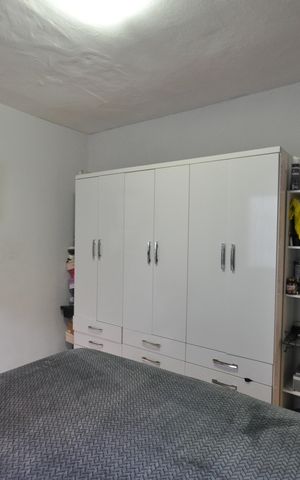 Casa à venda com 90m², 3 quartos e 2 vagasQuarto 3