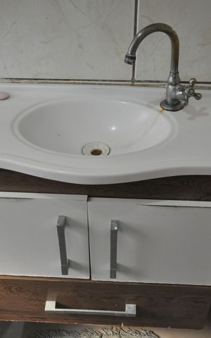 Casa à venda com 90m², 3 quartos e 2 vagasBanheiro Social