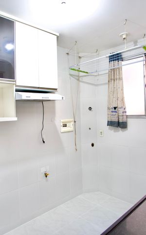 Apartamento para alugar com 45m², 2 quartos e 1 vaga Apartamento para alugar com 45m², 2 quartos e 1 vagaCozinha e Área de Serviço