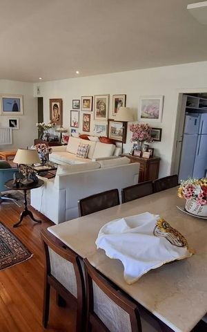 Apartamento à venda com 320m², 3 quartos e 1 vaga Apartamento à venda com 320m², 3 quartos e 1 vagaSala