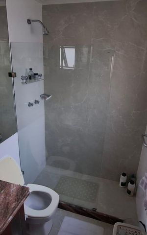 Apartamento à venda com 320m², 3 quartos e 1 vaga Apartamento à venda com 320m², 3 quartos e 1 vagaBanheiro