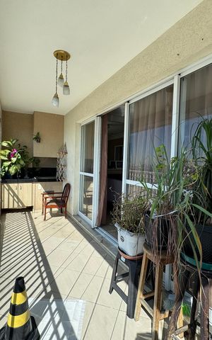 Apartamento à venda com 113m², 3 quartos e 2 vagas Apartamento à venda com 113m², 3 quartos e 2 vagasVaranda