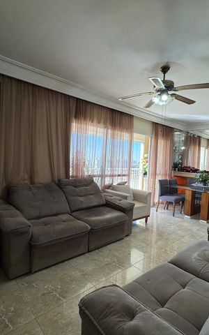 Apartamento à venda com 113m², 3 quartos e 2 vagas Apartamento à venda com 113m², 3 quartos e 2 vagasSala