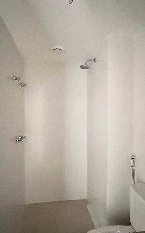 Studio para alugar com 30m², 1 quarto e sem vaga Studio para alugar com 30m², 1 quarto e sem vagaBanheiro