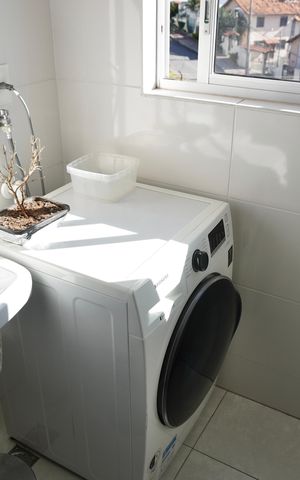 Apartamento para alugar com 56m², 2 quartos e 2 vagas Apartamento para alugar com 56m², 2 quartos e 2 vagasCozinha e Área de Serviço