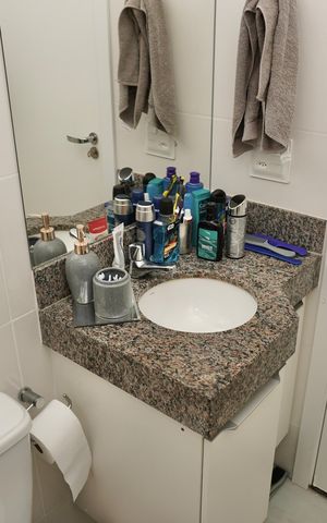 Apartamento para alugar com 56m², 2 quartos e 2 vagas Apartamento para alugar com 56m², 2 quartos e 2 vagasBanheiro Social