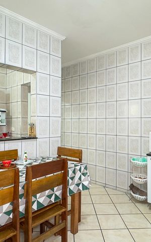 Casa à venda com 221m², 3 quartos e 2 vagasCozinha