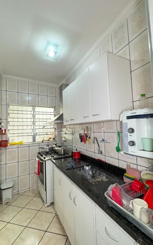 Casa à venda com 221m², 3 quartos e 2 vagasCozinha