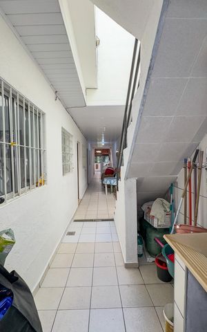 Casa à venda com 221m², 3 quartos e 2 vagasÁrea de Serviço