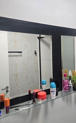 Apartamento à venda com 36m², 2 quartos e 1 vaga Apartamento à venda com 36m², 2 quartos e 1 vagaBanheiro Social