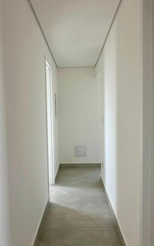 Apartamento à venda com 81m², 3 quartos e 2 vagas Apartamento à venda com 81m², 3 quartos e 2 vagasCorredor